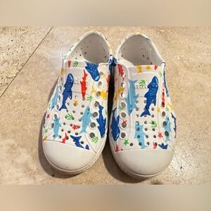 Native Shoes Kids Shark Print Sneakers - White, Blue, Red, Yellow